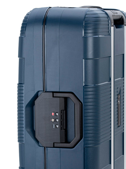 Cellini Safetech Zipperless Lock Medium 4 Wheel Trolley Case