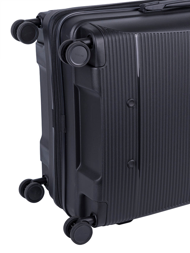 Cellini Qwest Medium 4 Wheel Trolley Case