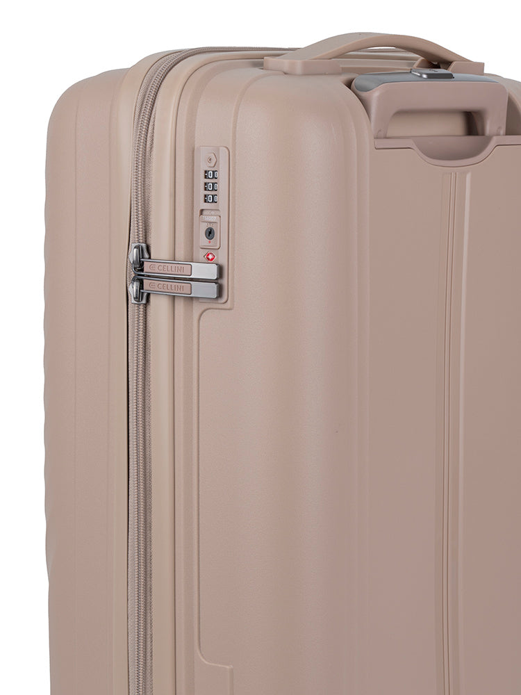 Cellini Xpedition 4 Wheel Carry On Trunk