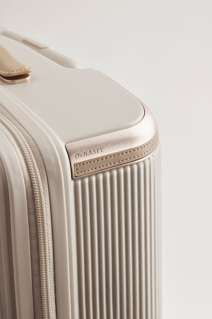 Echolac Dynasty Large 4 Wheel Trolley Case