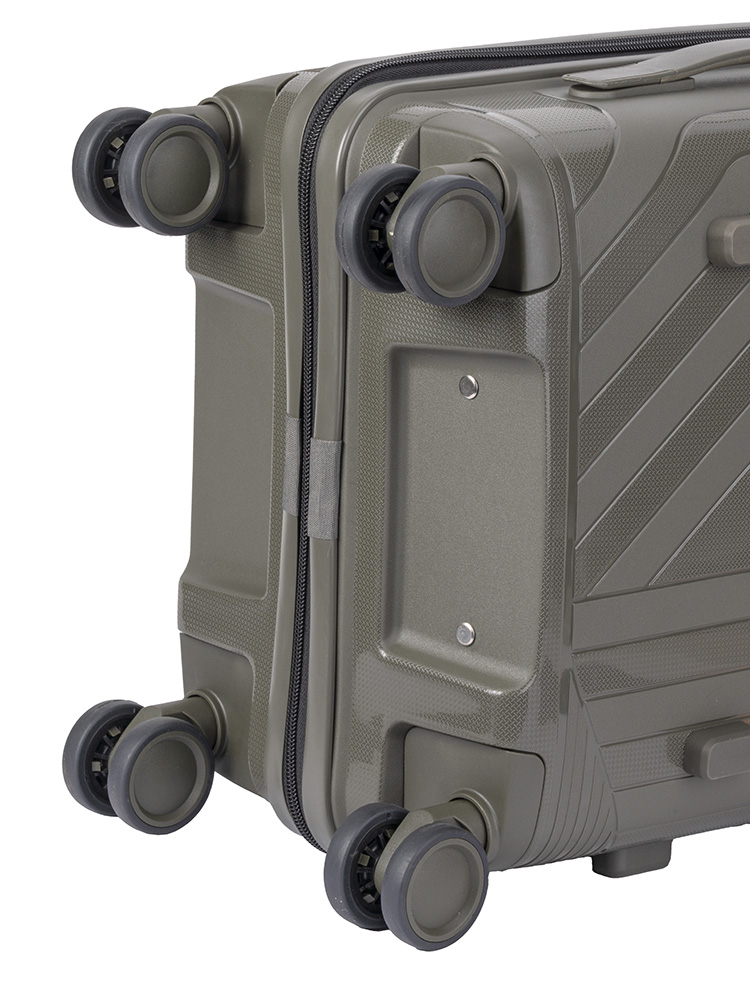 Voyager Trunk Carry On 4 Wheel Trolley Case