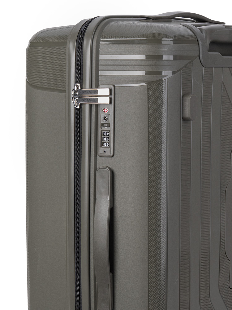 Voyager Trunk Medium 4 Wheel Trolley Case