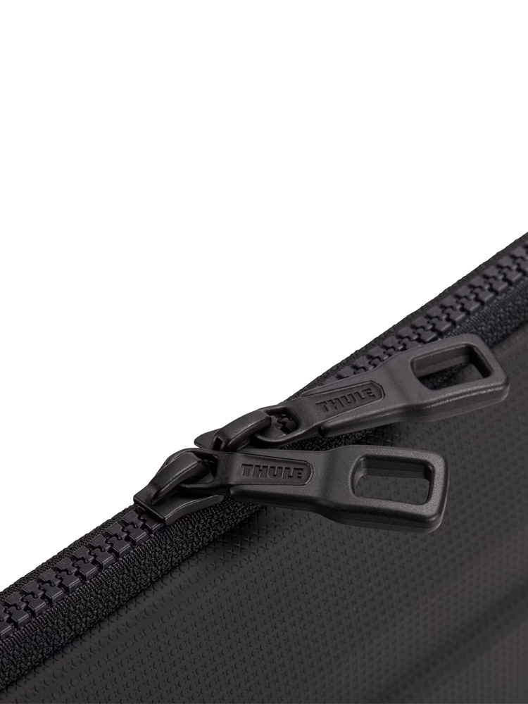 Thule Gauntlet Protective Sleeve For 16