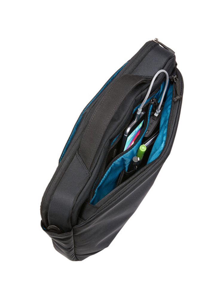 Thule Subterra Atteche for 13