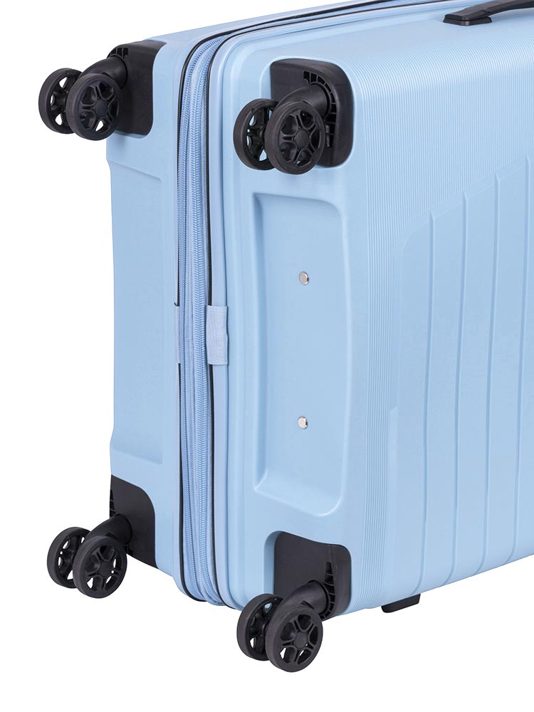 Cellini Starlite Medium 4 Wheel Trolley Case