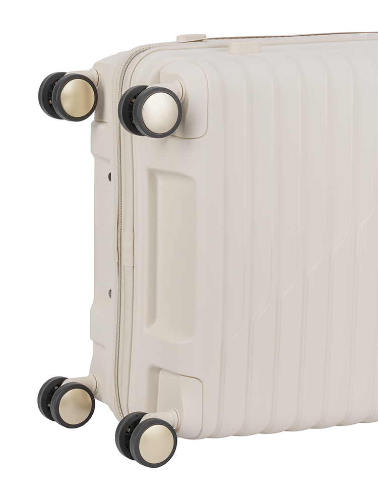 Cellini Allure Medium 4 Wheel Trolley Case