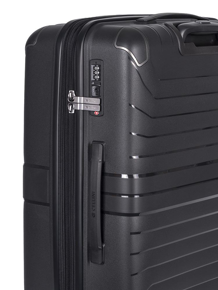 Cellini Guardlite Medium 4 Wheel Trolley Case 