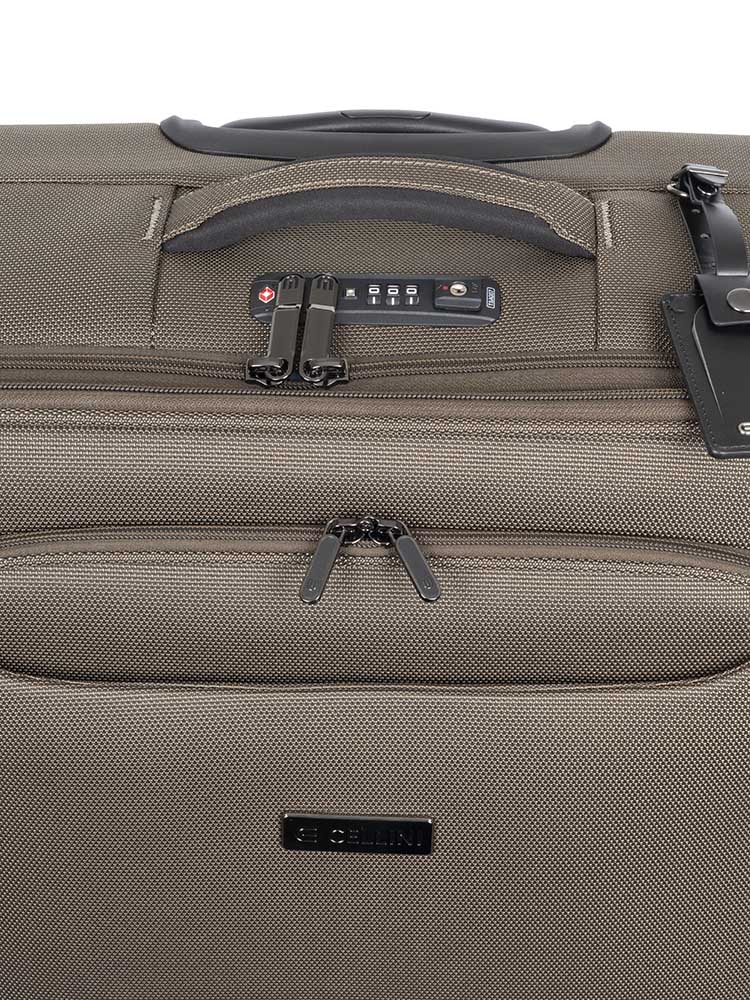 Cellini Megapak Medium 4-Wheel Trolley Case 