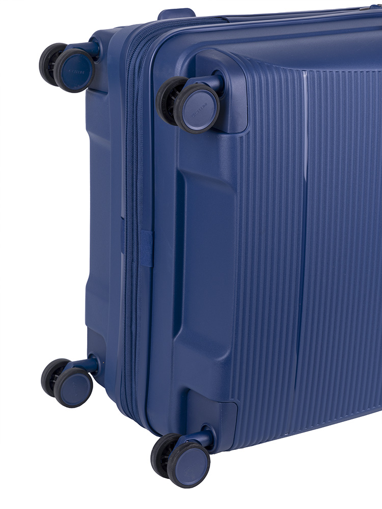 Cellini Qwest Medium 4 Wheel Trolley Case