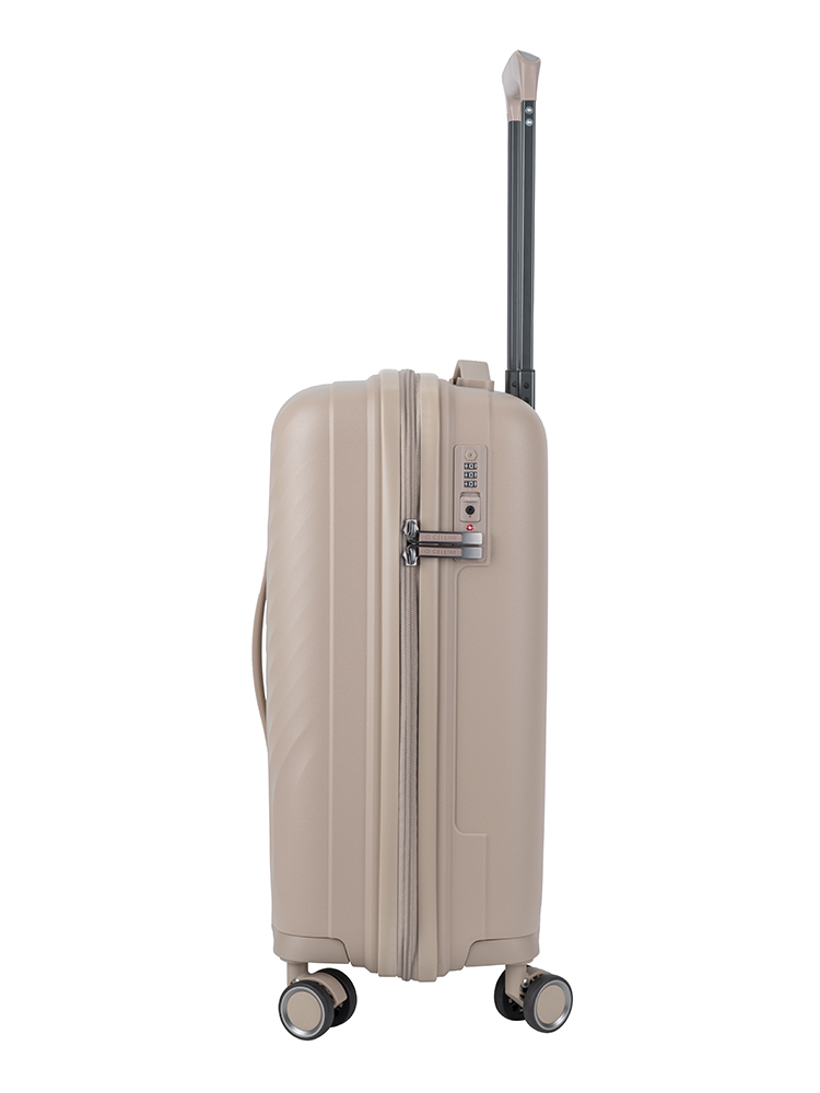 Cellini Xpedition 4 Wheel Carry On Trunk