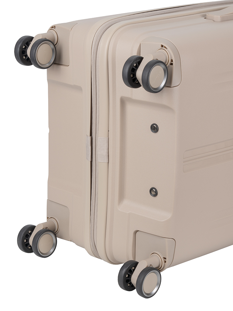 Cellini Xpedition Medium 4 Wheel Trolley Trunk