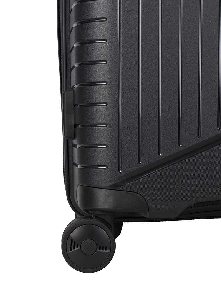 Jump Evae Medium 4 Wheel Trolley Case