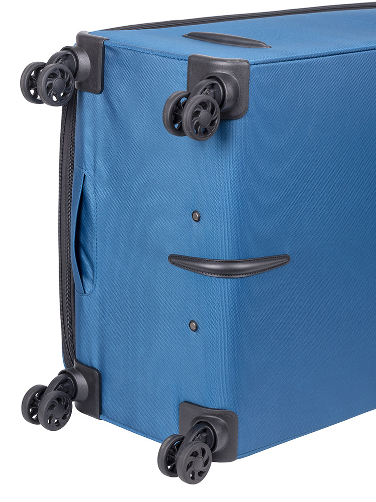 Voyager On The Go Large 4 Wheel Trolley Case - Blue