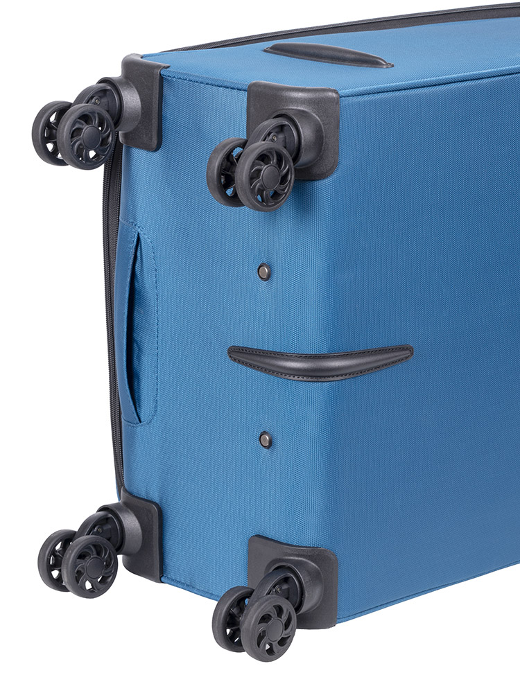 Voyager On The Go Medium 4 Wheel Trolley Case - Blue