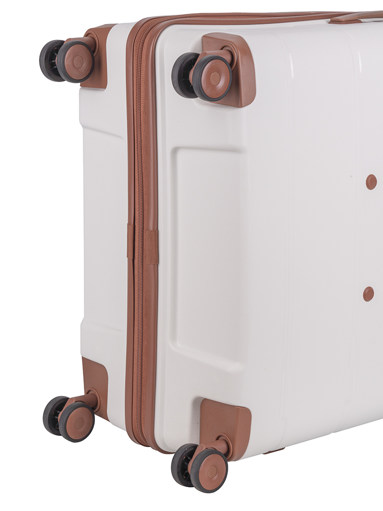 Cellini Monte Carlo Large 4 Wheel Trolley Case