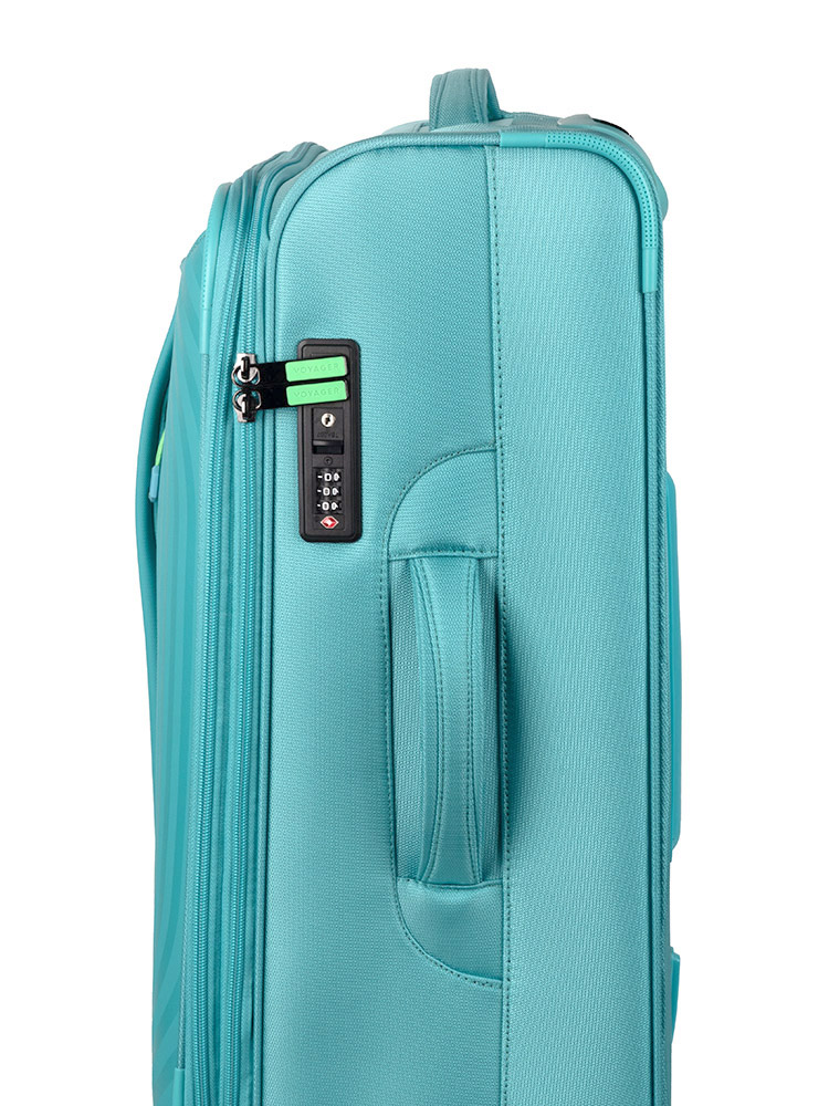 Voyager Synergy Medium 4 Wheel Trolley Case