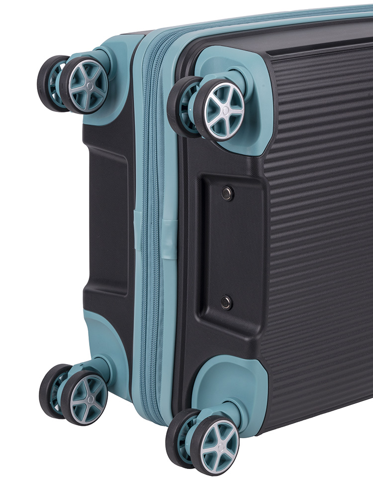 Voyager Traveler 4 Wheel Carry On Trolley