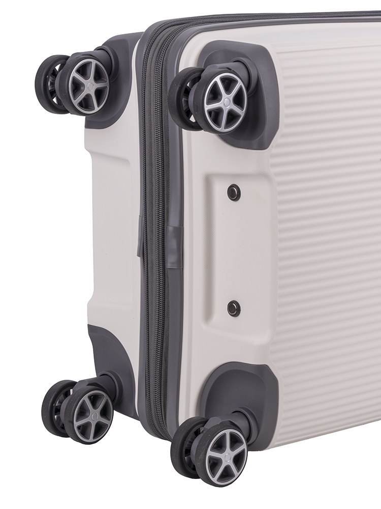 Voyager Traveler 4 Wheel Carry On Trolley