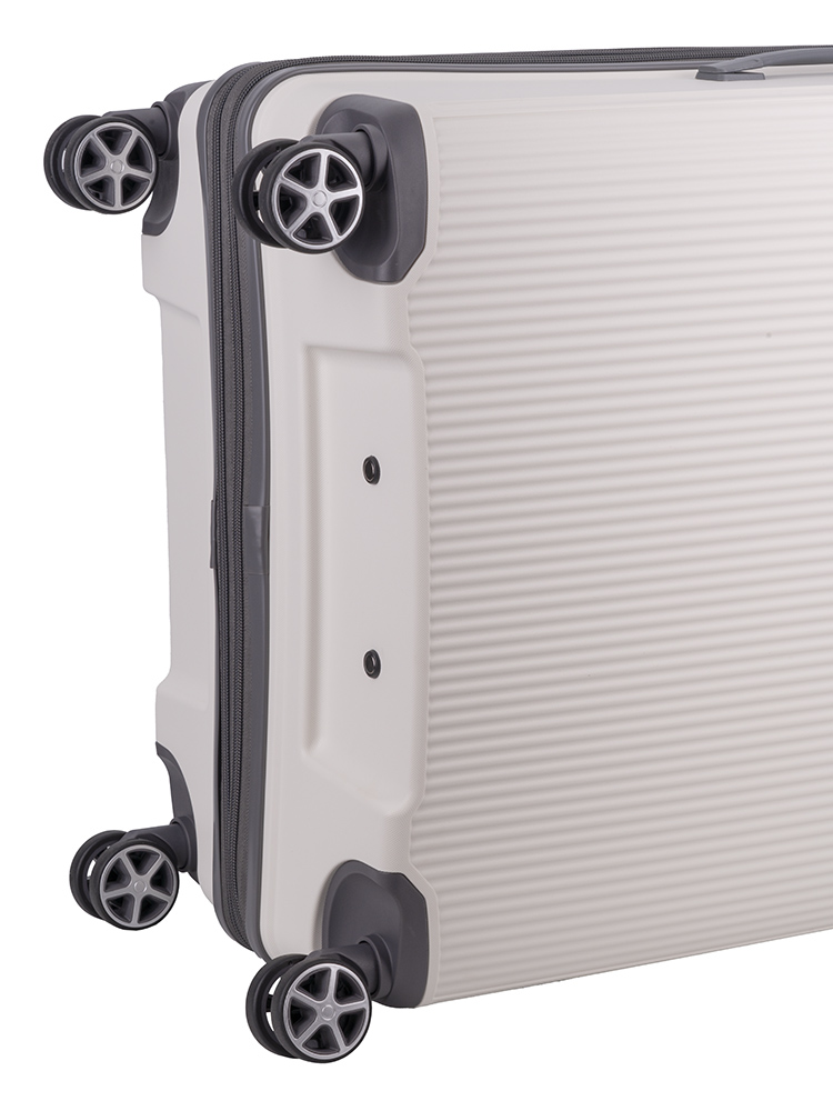 Voyager Traveler Large 4 Wheel Trolley Case