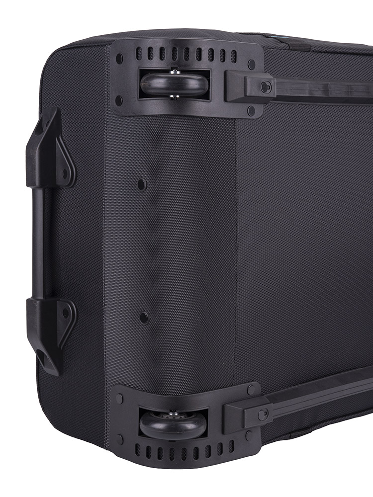 Voyager Trek Large 2-Wheel Trolley Duffel